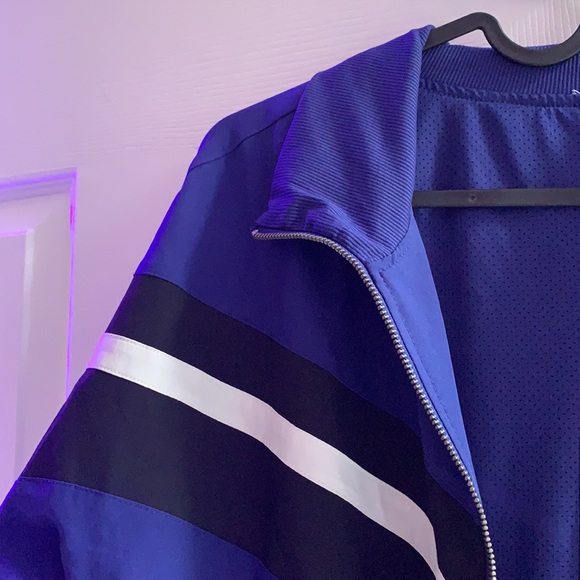 NWOT FREE FABLETICS jacket w purchase $60+ - Picture 2 of 3